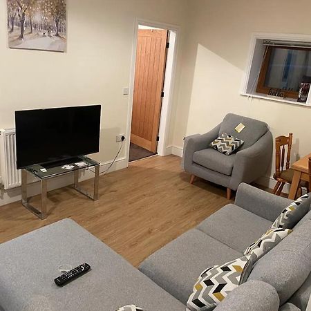 Salcombe Holiday Cottage Wilpshire エクステリア 写真