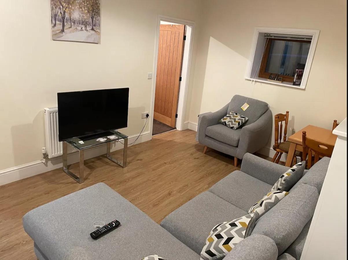 Salcombe Holiday Cottage Wilpshire エクステリア 写真