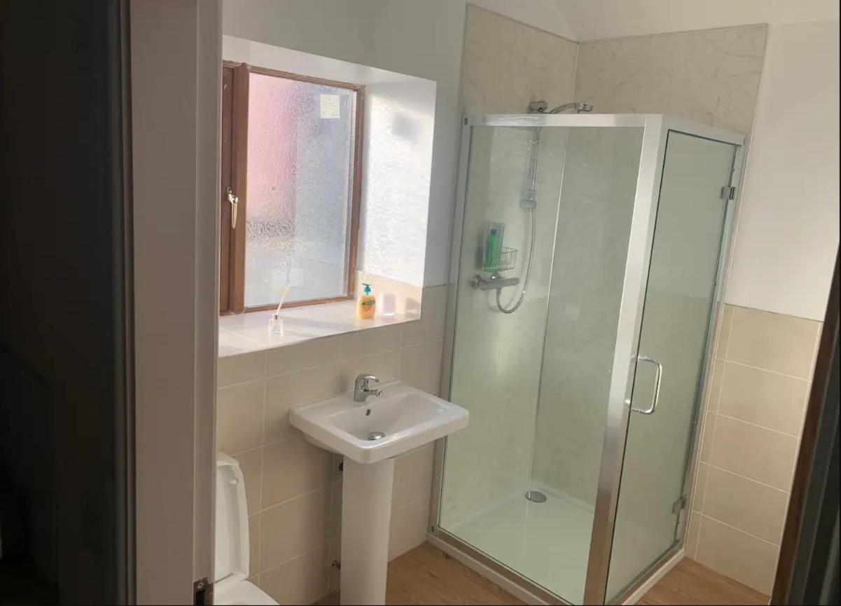 Salcombe Holiday Cottage Wilpshire エクステリア 写真